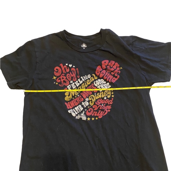 Disney Tee Mickey Collage of Favorite Disney Phrases T-shirt Black Size Medium - Picture 4 of 9